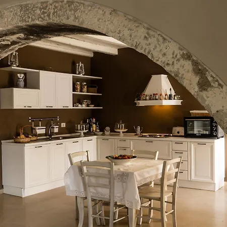 Resort Borgo Del Carato