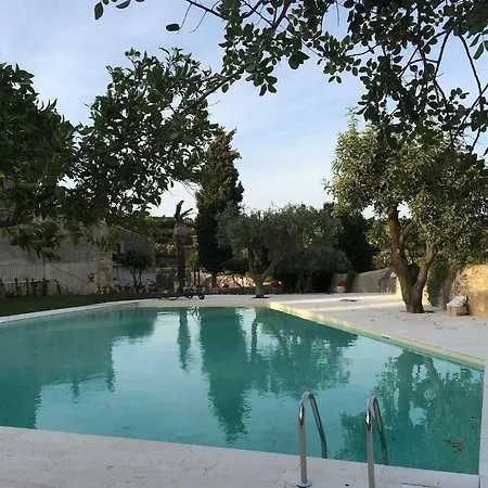 Borgo Del Carato Resort Solarino