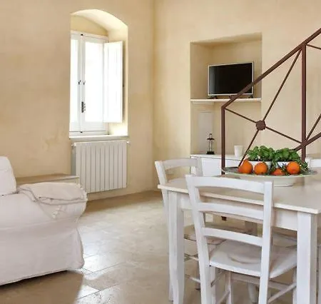 Resort Borgo Del Carato