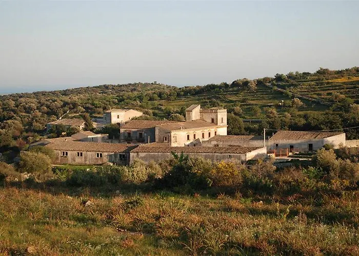 Borgo Del Carato 3* Solarino